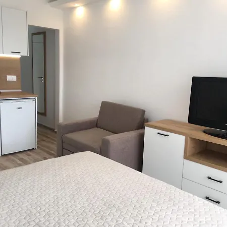 студио симона 2 - първа линия море Apartament