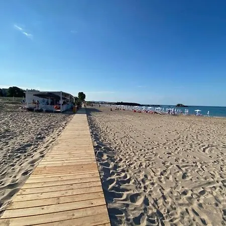 студио симона 2 - първа линия море * Lozeneț