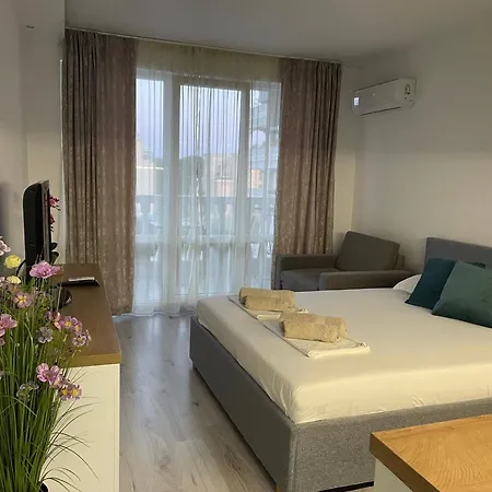 Apartment студио симона 2 - първа линия море Lozenets