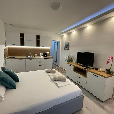 студио симона 2 - първа линия море Apartmán *